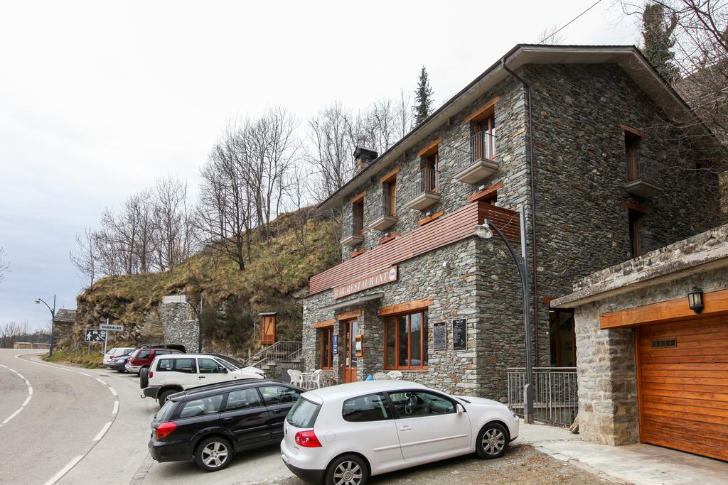 Hostal Les Roquetes ケラルブス エクステリア 写真