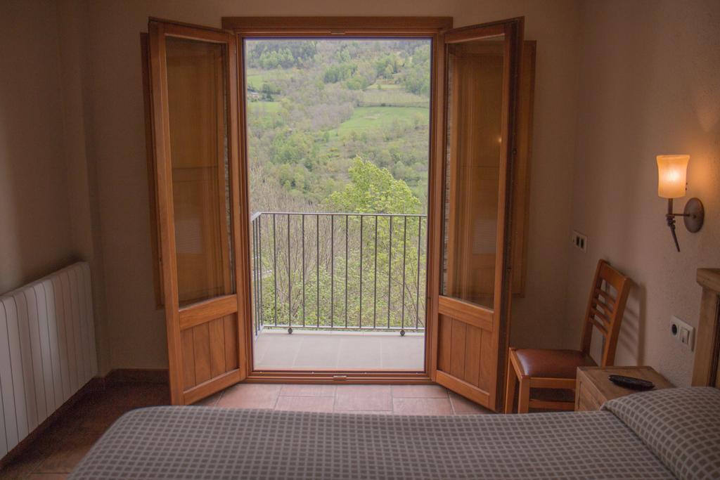 Hostal Les Roquetes ケラルブス エクステリア 写真