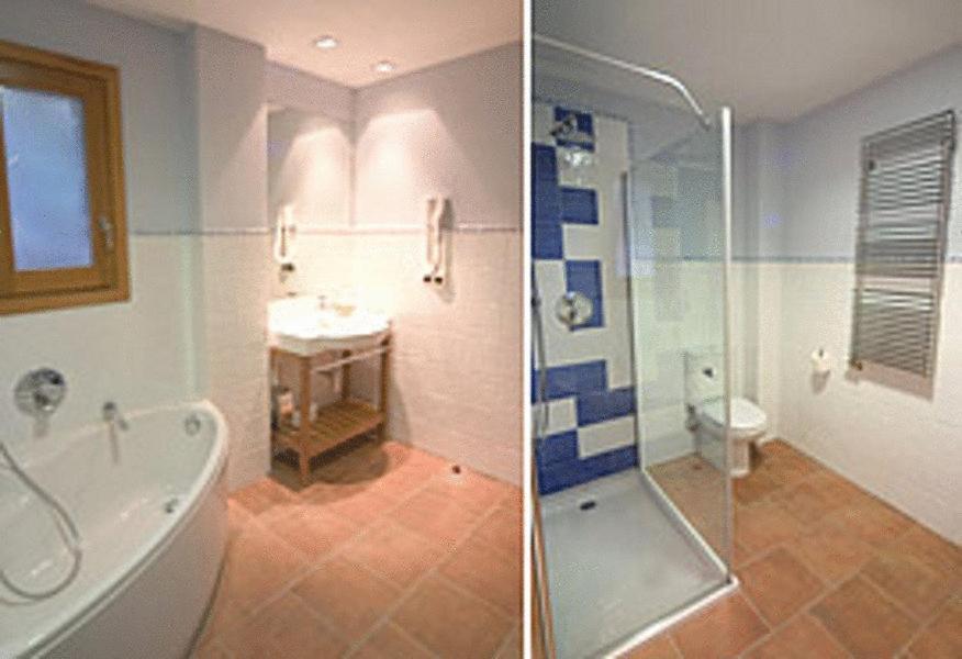 Hostal Les Roquetes ケラルブス 部屋 写真